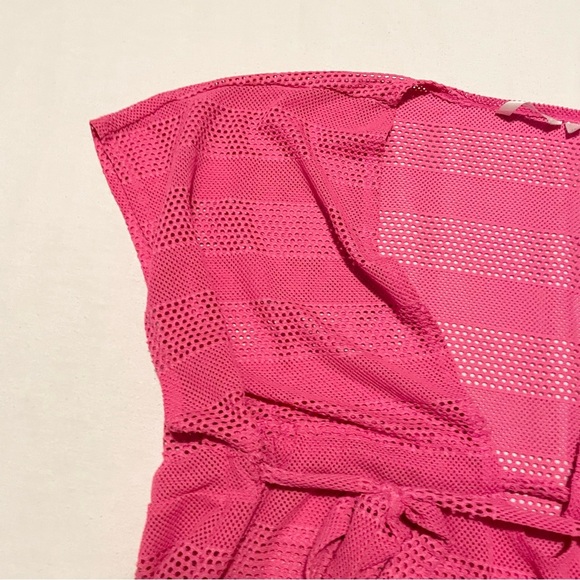 La Vie En Rose Pink Mesh Beach Cover-Up Size Large - Picture 4 of 16